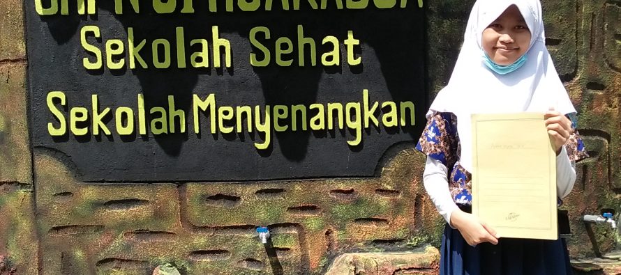 SATU-SATUNYA SISWI SMPN 01 MUARADUA YANG MEWAKILI KABUPATEN OKUS
